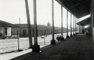 La calle Comercio de Población en los años 1960
